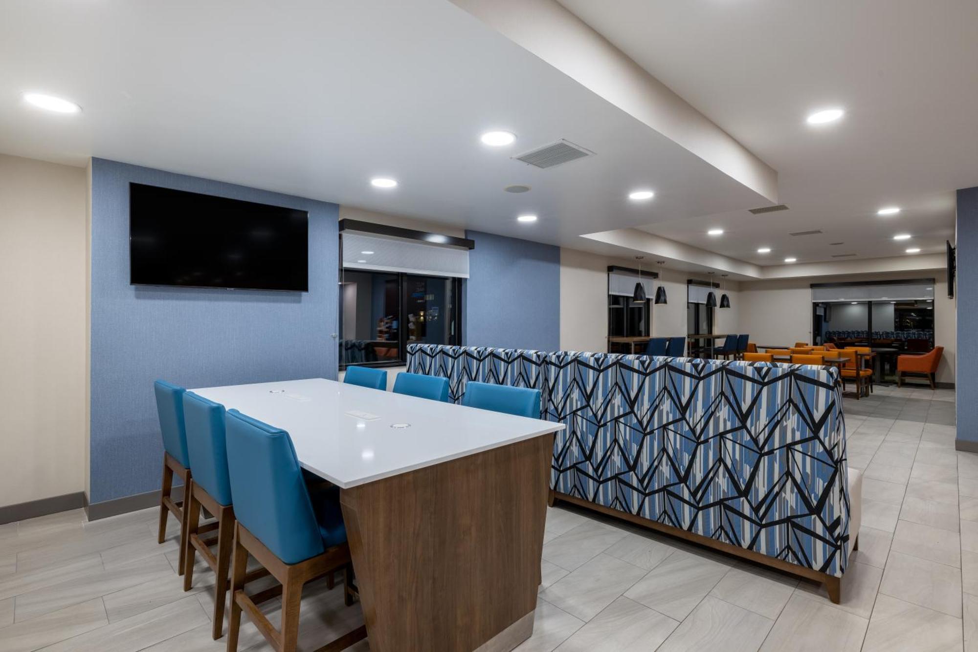 Holiday Inn Express Rochester South - Mayo Area By Ihg Ngoại thất bức ảnh